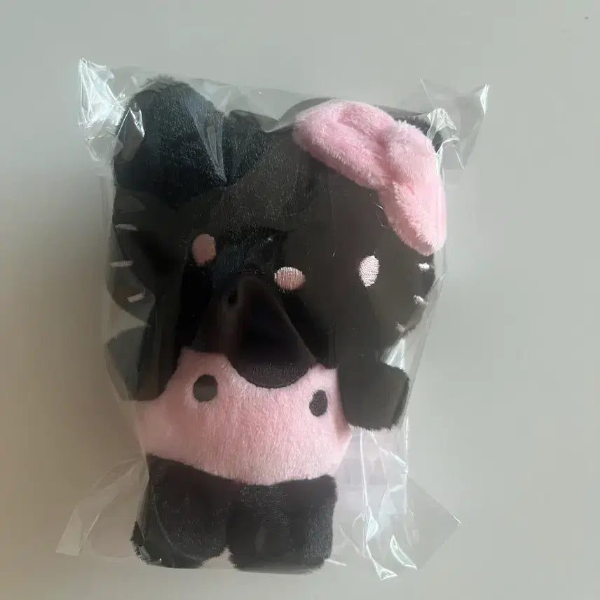 [BUNJANG] WakeMake Hello Kitty Leather Pouch Charm / 웨이크메이크 헬로키티 키링