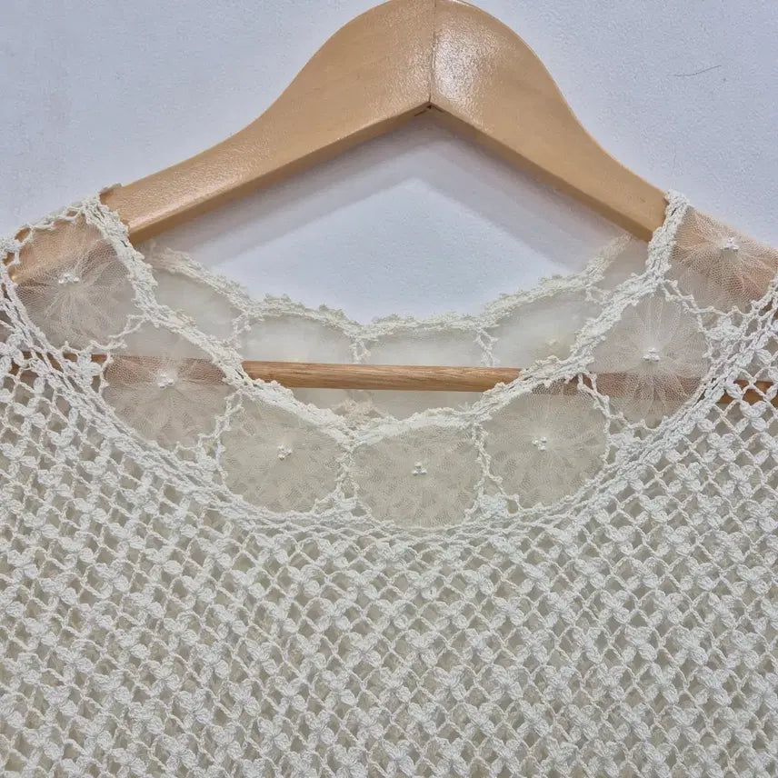 [BUNJANG] Ivory Crochet Knit Short Sleeve Blouse / 아이보리 크로셰 니트 반팔 블라우스