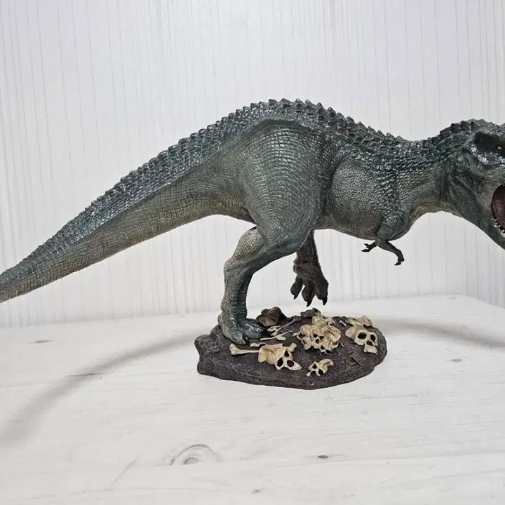 [BUNJANG] Bonsimnamgae Tyrannosaurus Rex Repaint (Manlongtang) / 본심남개 바스타토사우루스 용혼 리페인트 (만롱당)