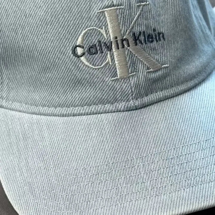 [BUNJANG] Calvin Klein Unisex Couple Denim Cap (Light Blue) / CK 남녀공용 커플 데님 캡 (라이트 블루)