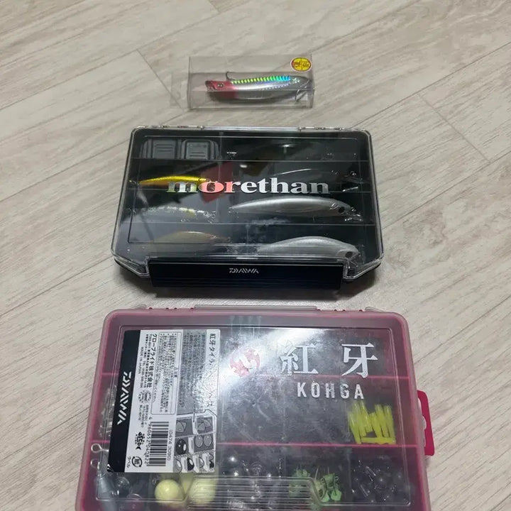 [BUNJANG] Daiwa Lure Case with Hard Baits / 루어 하드베이트 및 다이와 케이스