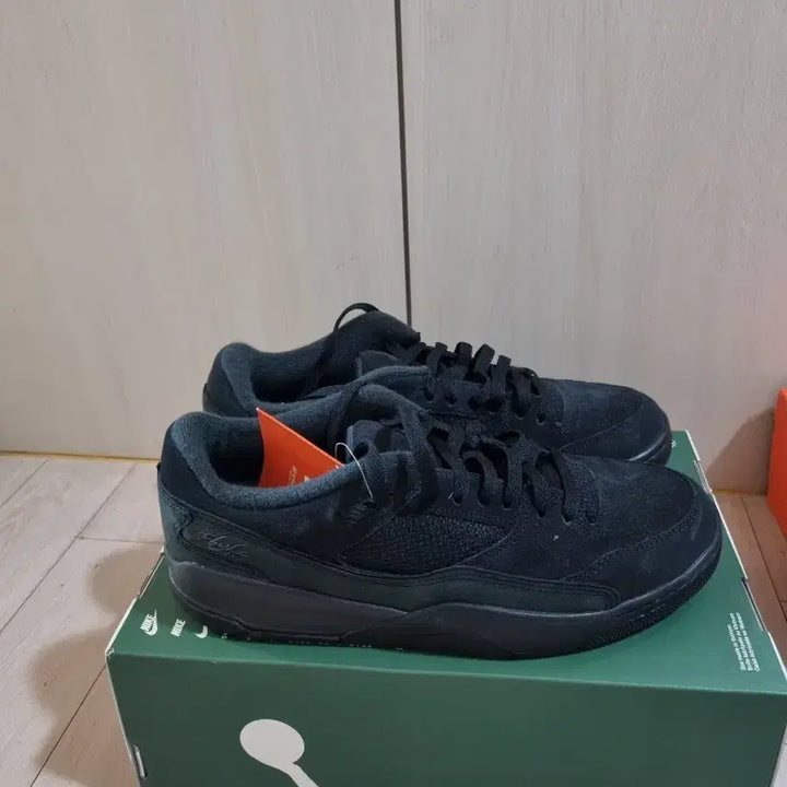 [BUNJANG] Nike Jordan Flight Court Sneakers (280mm) / 미시착새상품)) 나이키 조던 플라이트 코트 스니커즈 280
