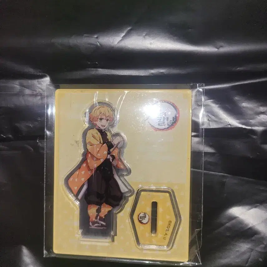 [BUNJANG] Demon Slayer Agatsuma Zenitsu Acrylic Stand / 귀멸의 칼날 아가츠마 젠이츠 아크릴 스탠드