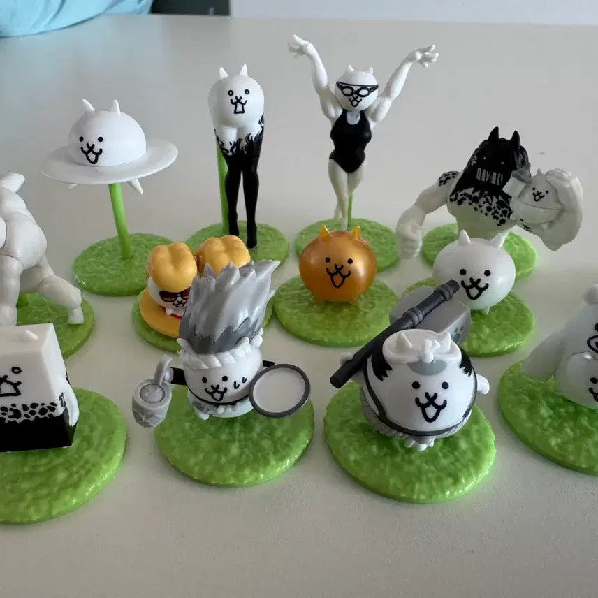 [BUNJANG] The Battle Cats Choco Egg Full Set of 16 / 냥코대전쟁 초코에그 16종 풀셋