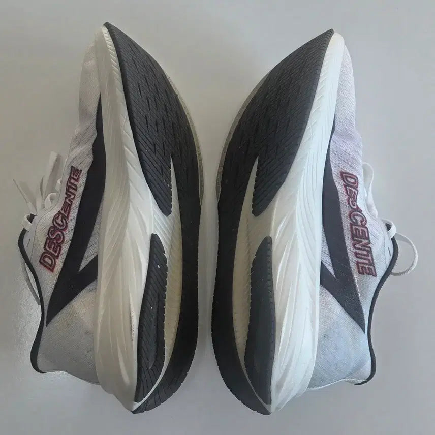 [BUNJANG] Descente Delta Pro Tempo Running Shoes / 데상트 델타 프로 템포 235(230추천) 런닝화