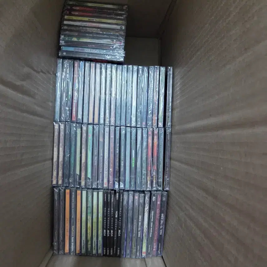[BUNJANG] Sealed and Unsealed Music CDs Bundle Set / 음악CD 미개봉186장 개봉60장정도 일괄판매합니다