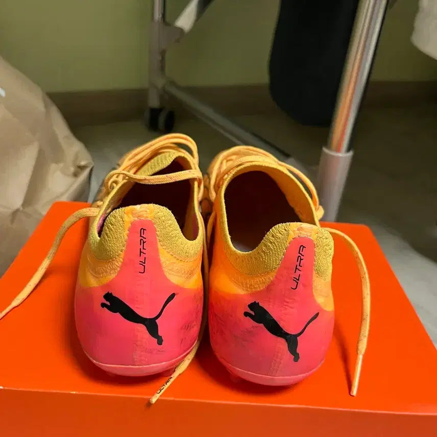 [BUNJANG] Puma Ultra Ultimate MG 265 Soccer Cleats / *S급 상태* 푸마 울트라 얼티메이트 MG 265