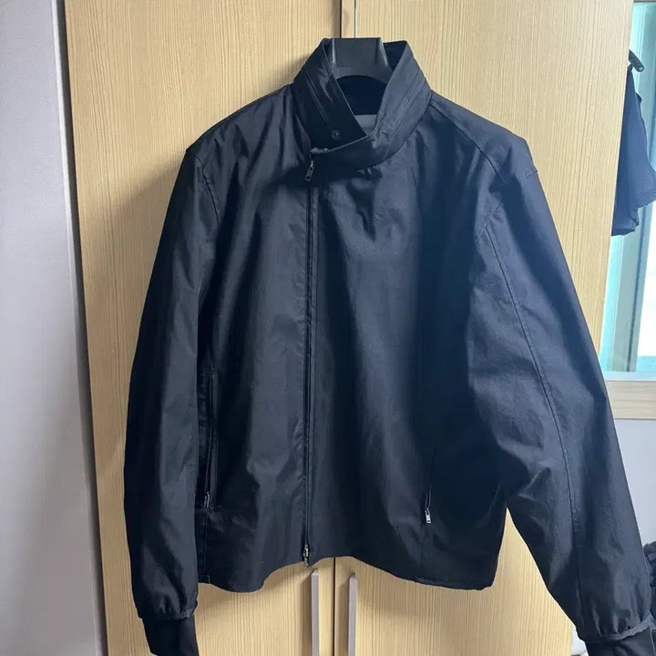 [BUNJANG] Hatching Room Diagonal Zip Jacket V2 Black / [4] 해칭룸 Diagonal Zip Jacket V2 블랙 다이애그널