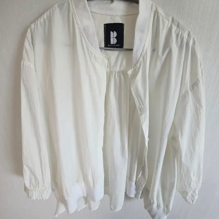 [BUNJANG] Black Mango White Bomber Jacket / 블랙망고 화이트 봄버 자켓