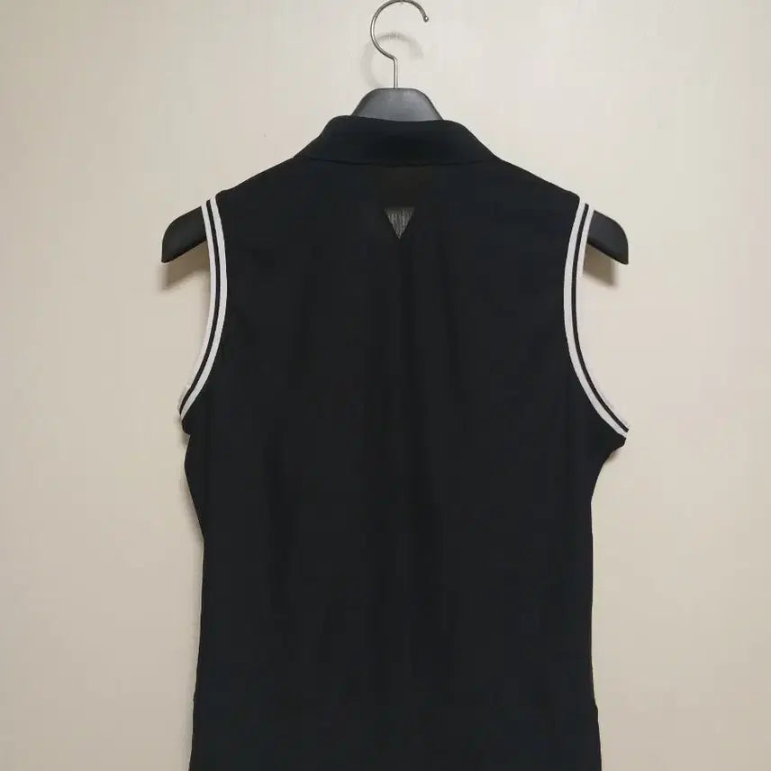 [BUNJANG] CASTELBAJAC Sleeveless Polo T-shirt Black Size 100 / 까스텔바작 민소매 폴로티 100