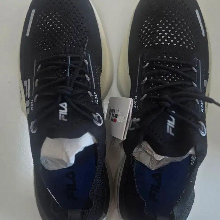[BUNJANG] Fila Float Elite Running Shoes - Size 285 - New / 휠라 플로트 엘리트 런닝화 285 새상품