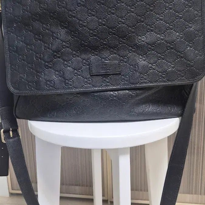 [BUNJANG] Gucci Shima Leather Black Messenger Bag / 구찌 시마 레더 블랙 메신저백