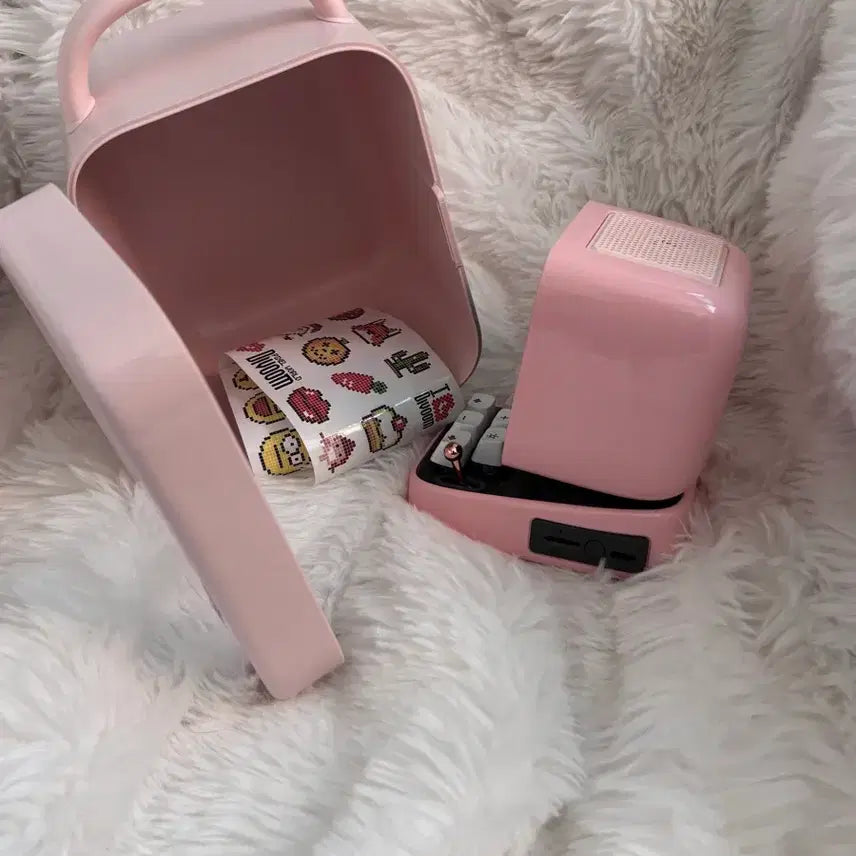 [BUNJANG] Divoom Ditoo Bluetooth Speaker Pink / Divoom Ditoo 핑크 블루투스 스피커