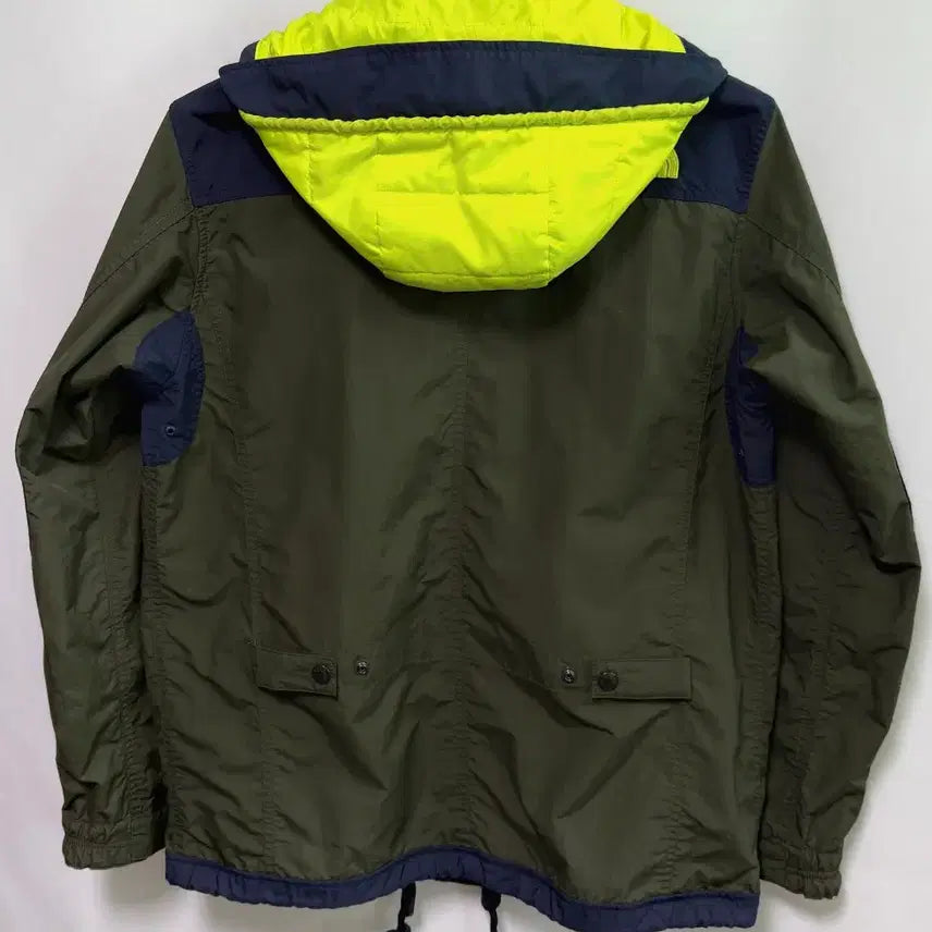 [BUNJANG] The North Face Colorblock Windbreaker Jacket (Size M) / (할인) 노스페이스 배색 바람막이 자켓 (95 / M)