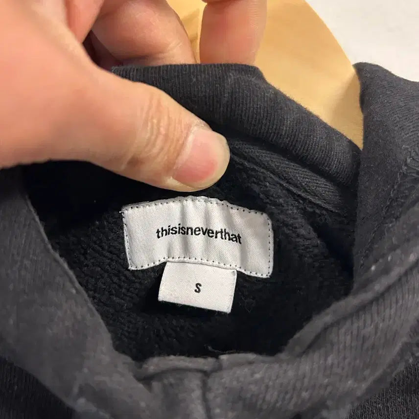 [BUNJANG] Thisisneverthat Black Hoodie / S) 디스이즈네버댓 블랙 후드티