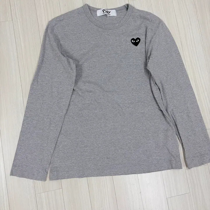 [BUNJANG] Comme des Garçons Black Heart Appliqué Long Sleeve T-Shirt / 꼼데가르송 블랙하트 와펜 긴팔티, 블랙와펜 롱 슬리브