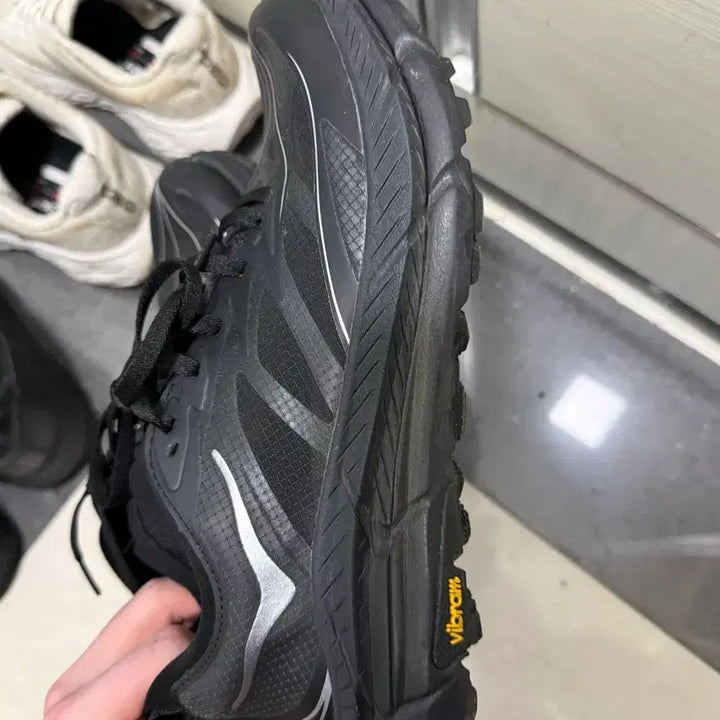 [BUNJANG] Hoka Mafate Speed 4 Running Shoes Black Size 255 / 호카 마파테스피드4 255