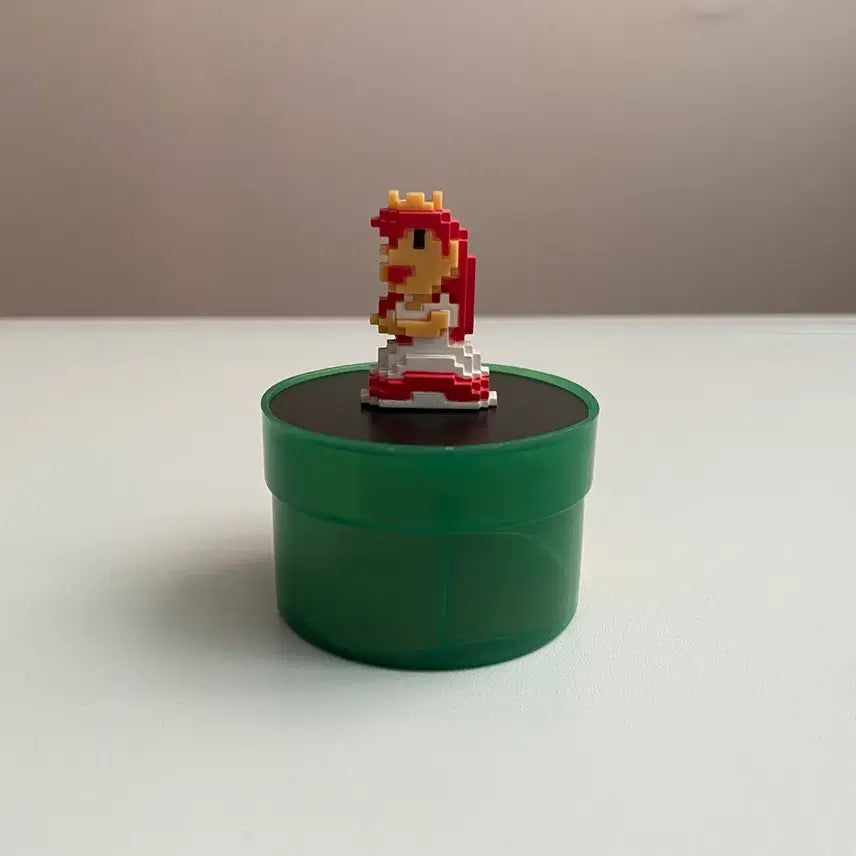 [BUNJANG] Super Mario Bros. Princess Peach Dot Figure / 슈퍼마리오 브라더스 피치공주 도트 피규어
