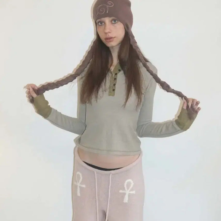 [BUNJANG] Sculptor Header Hoodie Long Sleeve Beige / 스컬프터 헤더 후드 롱슬리브 베이지