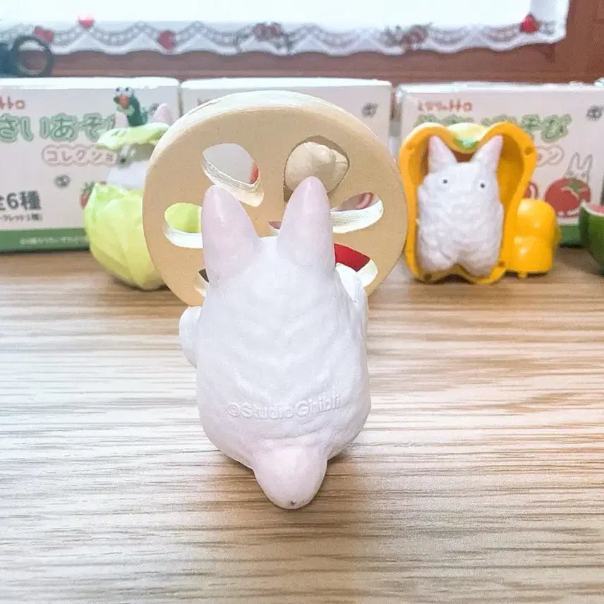 [BUNJANG] Studio Ghibli My Neighbor Totoro Vegetable Series Random Figure / 지브리 토토로 야채시리즈 렌덤피규어