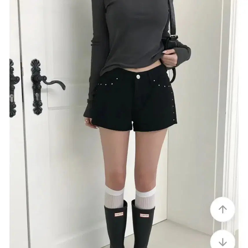 [BUNJANG] Chil Stud Cotton Short Pants (M Size) / 칠 스터드 면 숏팬츠 (M사이즈)