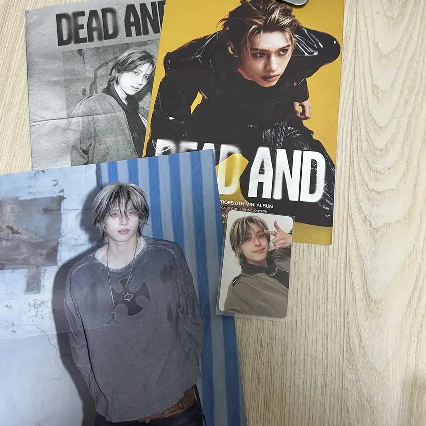 [BUNJANG] AKZIZ Gaon Photocard, Poster, Lyric Sheets Bundle Set / 엑디즈 가온 포카1장+포스터 1장 +가사2장 일관