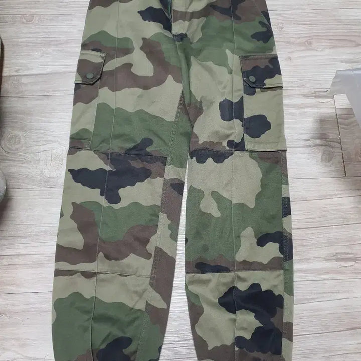 [BUNJANG] Polvo Military Mania Look Unisex Pants / 폴보에 밀리터리 매니아룩 남녀공용 바지 팬츠