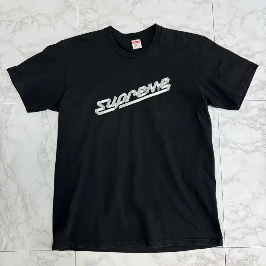 [BUNJANG] Supreme Logo Short Sleeve T-Shirt (Black, Size L) / 슈프림 반팔 L