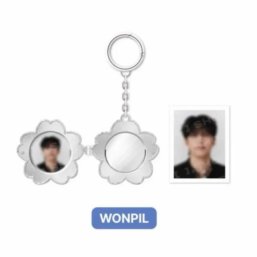 [BUNJANG] DAY6 Forever Young Finale MD Rocket Pendant Wonpil Sealed / 데이식스 포에버영 피날레 엠디 로켓팬던트 원필 미개봉 새상품
