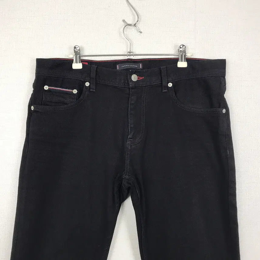 [BUNJANG] Tommy Hilfiger Slim Fit Black Denim Jeans Men&