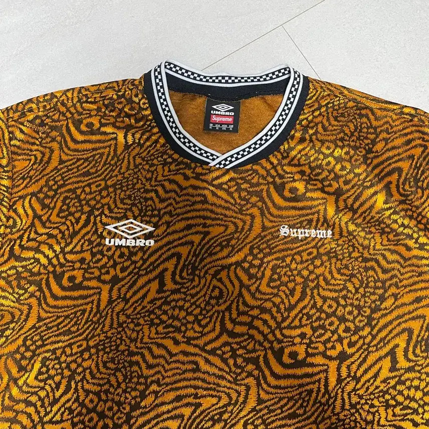 [BUNJANG] Supreme x Umbro Jacquard Animal Soccer Jersey XL / 슈프림x엄브로 자가드 애니멀 싸커저지XL팝니다
