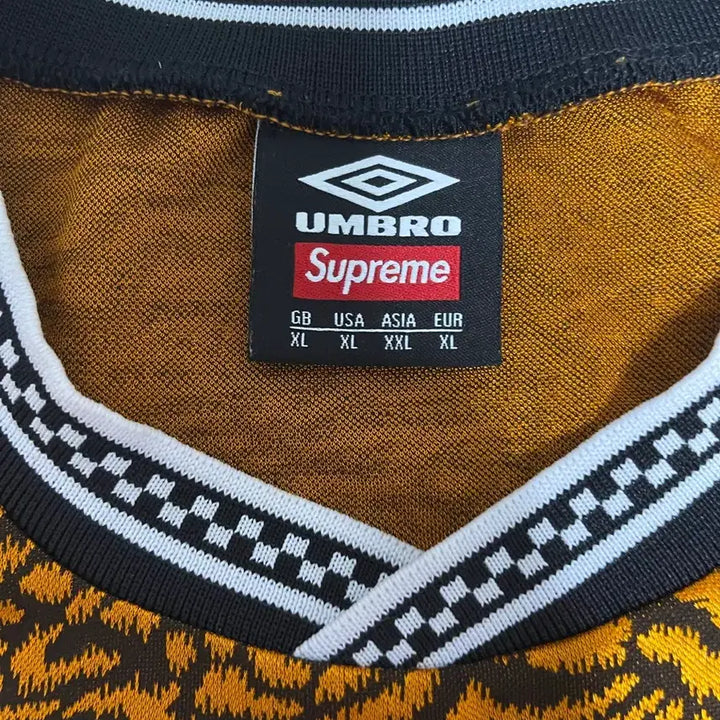 [BUNJANG] Supreme x Umbro Jacquard Animal Soccer Jersey XL / 슈프림x엄브로 자가드 애니멀 싸커저지XL팝니다