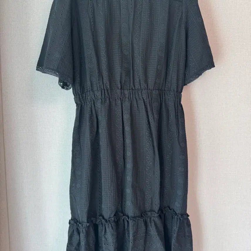 [BUNJANG] Anna Sui Eyelet Puff Sleeve Long Dress / 새상품))안나수이 아일렛 퍼프소매 롱원피스 하객룩추천