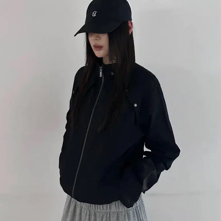 [BUNJANG] Place Studio High Neck Standard Strap Buckle Point Blouson Zip-Up Jacket Black / 플레이스 스튜디오 하이넥 스탠다드 스트랩 비조 포인트 블루종 집업 자켓