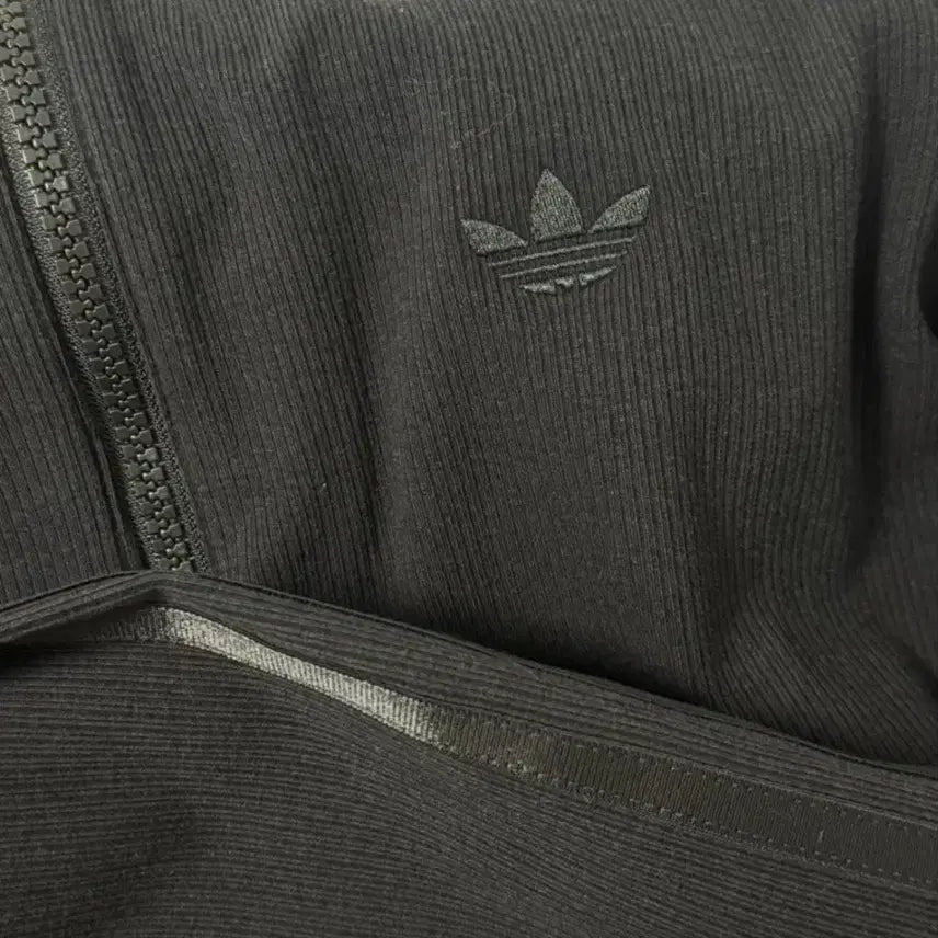[BUNJANG] Adidas Black Ribbed Track Top / 아디다스 블랙 리브드 트랙탑