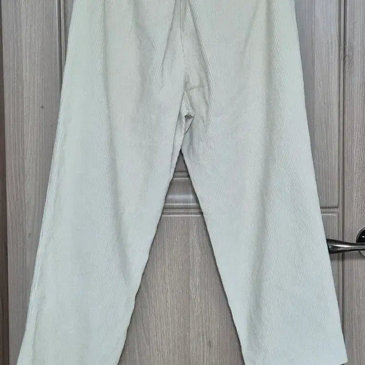 [BUNJANG] IAB Studio Corduroy Pants M / 아이앱 스튜디오 코듀로이 팬츠(공용가능) M