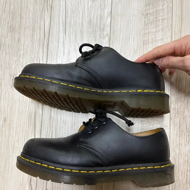 [BUNJANG] Dr. Martens 1461 3-Eye Napa Leather Shoes / 닥터마틴 1461 3홀 나파 230