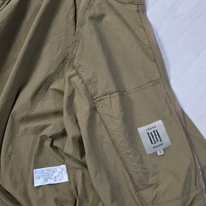 [BUNJANG] Urban Around Khaki Hooded Short Jacket / 카키색 후드 숏 자켓