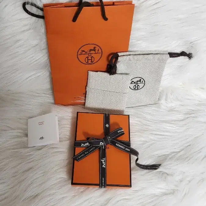[BUNJANG] Hermès Pop H Mini Necklace Box Set / 10-4)에르메스팝아슈미니목걸이박스풀셋목걸이박스