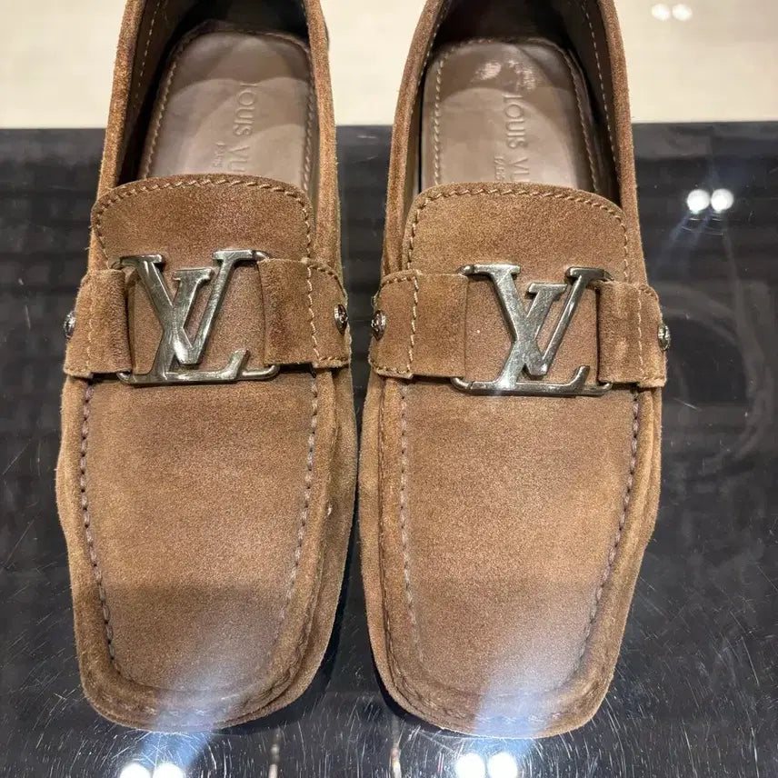[BUNJANG] Louis Vuitton Suede Loafers Brown / 루이비통 스웨이드 로퍼 브라운