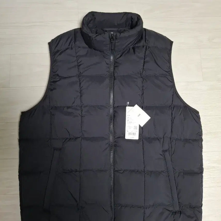 [BUNJANG] Uniqlo Puffer Tech Vest Black / L)유니클로 퍼프테크 베스트 블랙