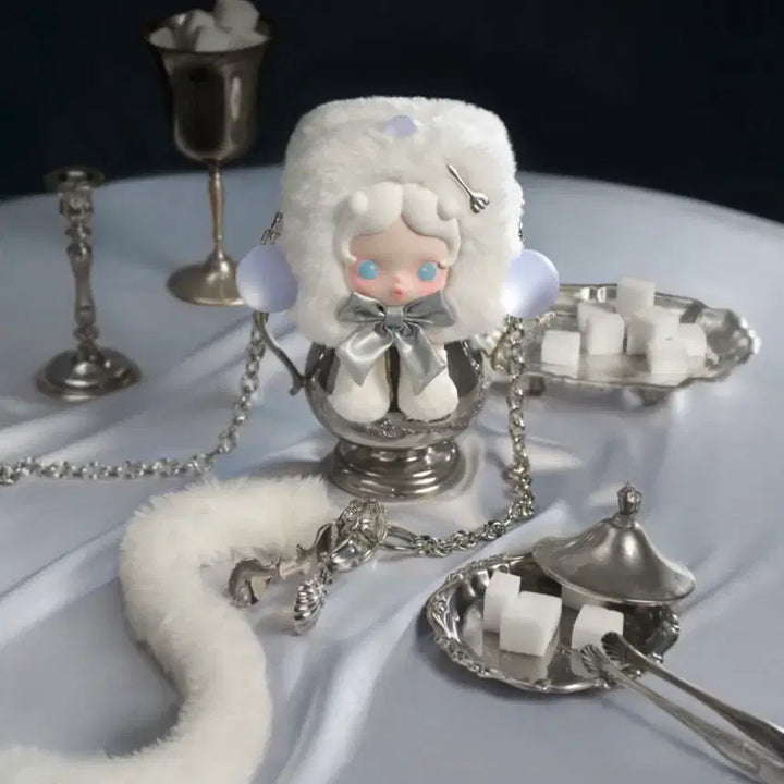 [BUNJANG] Pop Mart Skullpanda Banquet Prelude Series Mini Bag / [팝마트] 스컬판다 만찬의서막 시리즈 미니백
