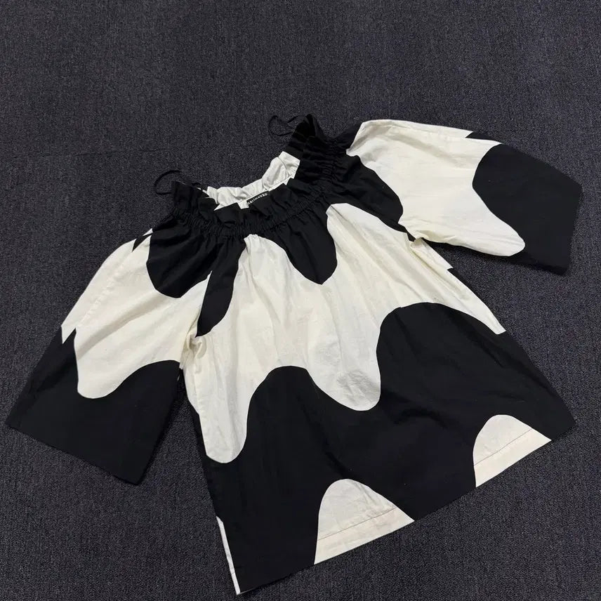 [BUNJANG] Marimekko Seireni Pattern Blouse / 마리메코 세이레니 패턴 블라우스