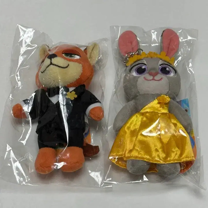 [BUNJANG] Zootopia Nick &amp; Judy Keyring Plush Bundle (Sealed) / 미개봉) 주토피아 cgv 닉 주디 키링 인형