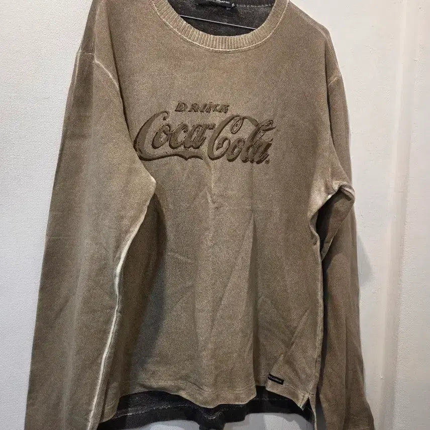[BUNJANG] Dolce &amp; Gabbana Coca-Cola Collaboration Sweatshirt T-Shirt / 돌체앤가바나 코카콜라 맨투맨 티셔츠
