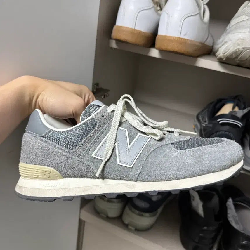 [BUNJANG] New Balance 574 Pottery Collaboration Sneakers (Size 290) / 뉴발란스 574 그레이 포터리콜라보 290