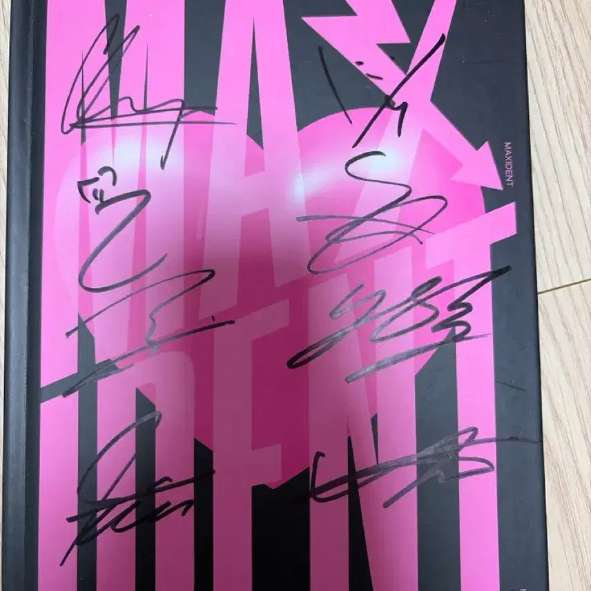 [BUNJANG] Stray Kids Signed Album / 스키즈 사인앨범