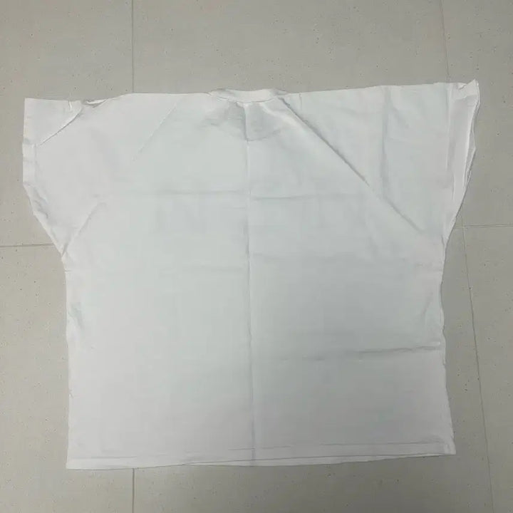 [BUNJANG] Yeezy x Gosha Rubchinskiy YZY TS-01 T-Shirt White / Yeezy 이지 x 고샤 루브친스키 YZY TS-01 티셔츠