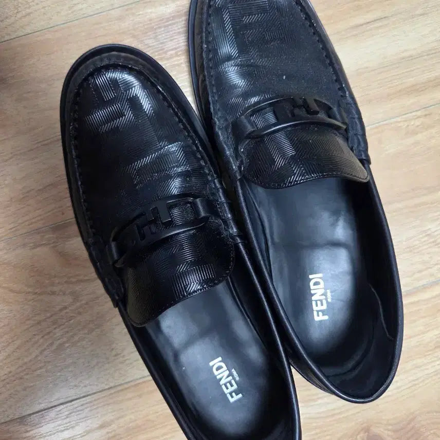 [BUNJANG] Fendi Loafers Size 7.5 / 펜디 / 로퍼 7.5 사이즈 / 준신품급