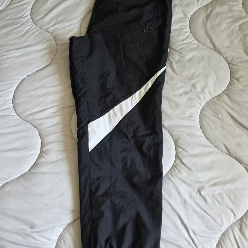 [BUNJANG] Nike Big Swoosh Woven Jogger Pants L / 나이키 빅스우시 우븐 조거팬츠 L